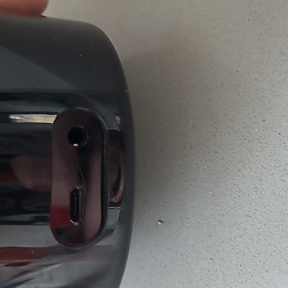 Amazon Alexa - Picture 4 of 5